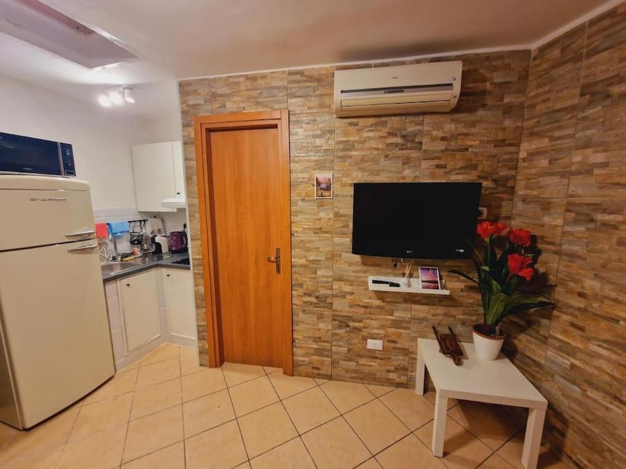 Mini La Bomboniera Apartment *